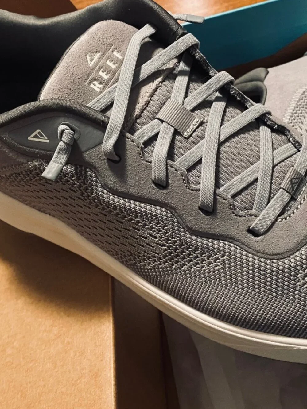 REEF Shoreline Del Mar (size 11) in Heather Grey. NWT